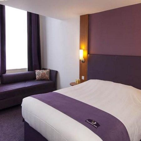 Premier Inn Haydock Park/M6 J23 Warrington Ngoại thất bức ảnh