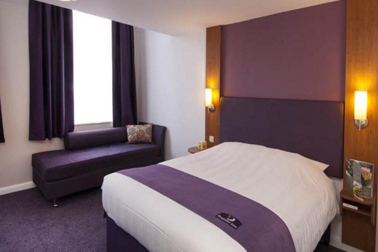 Premier Inn Haydock Park/M6 J23 Warrington Ngoại thất bức ảnh