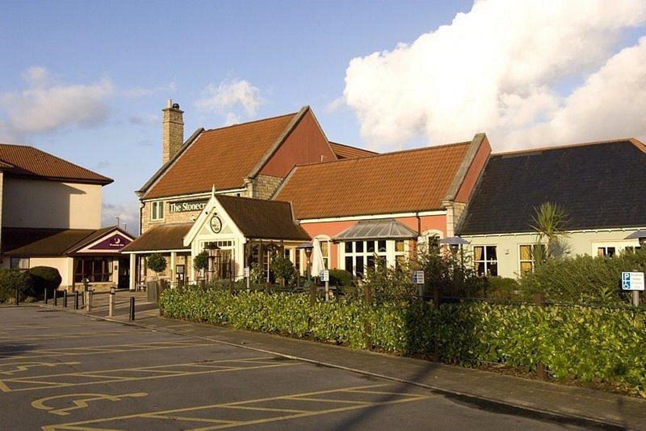 Premier Inn Haydock Park/M6 J23 Warrington Ngoại thất bức ảnh